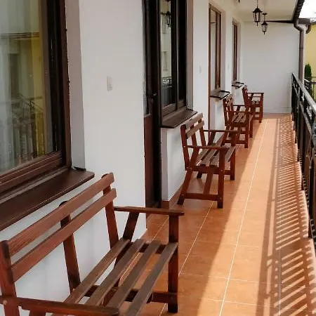 Goscinne Salomea ホームステイ