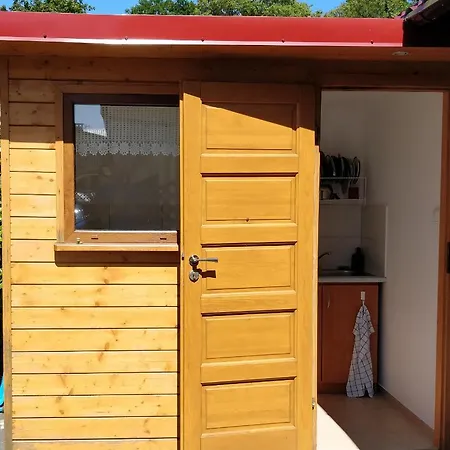 ホームステイ Goscinne Salomea