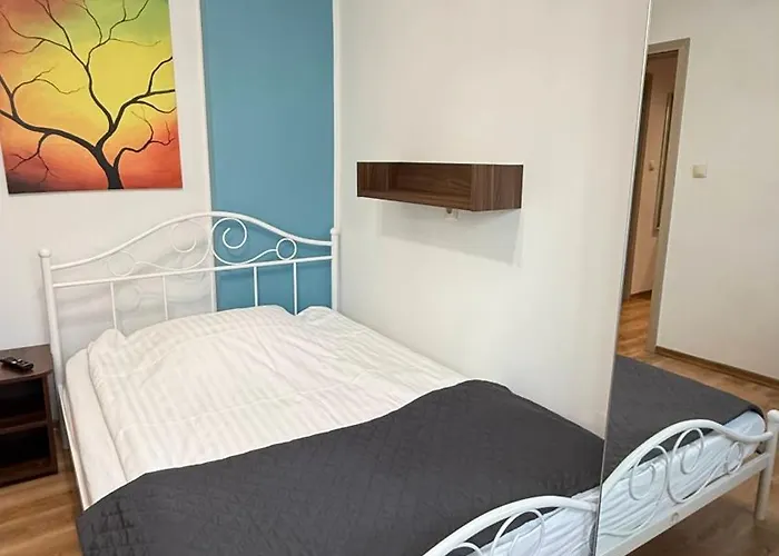 Goscinne Salomea Проживание в семье