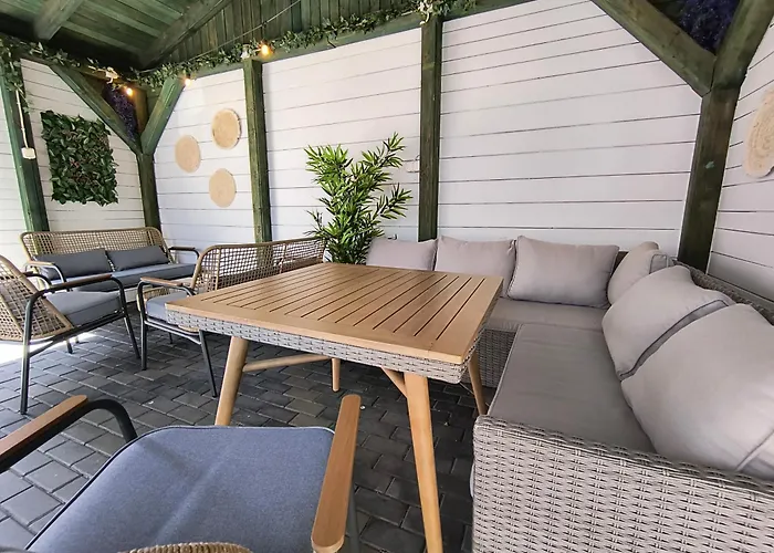 Проживание в семье Goscinne Salomea Карвиа